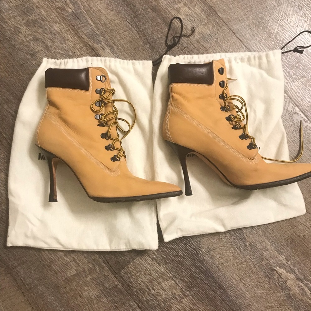 Manolo Blahnik oklamod Timberland booties